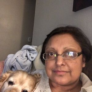 Meet your Posher, Gloria